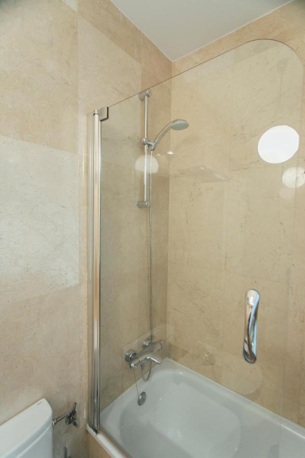 Comfortable Duplex- 1Bd 2Bth- Dean Miranda Siviglia Esterno foto