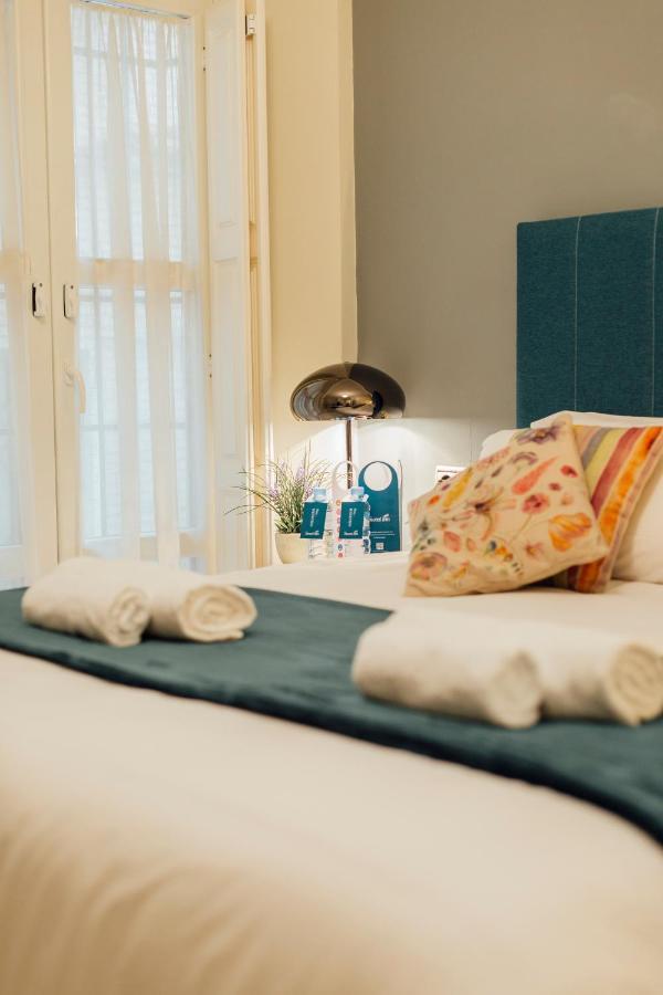 Comfortable Duplex- 1Bd 2Bth- Dean Miranda Siviglia Esterno foto